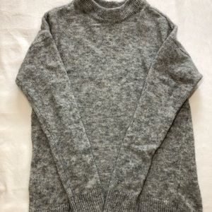 H&M fine knit sweater